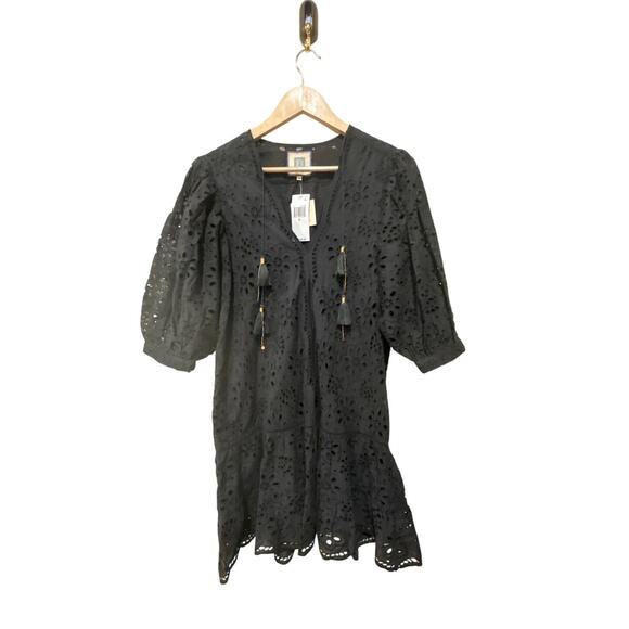 Bell by Alicia Eyelet Popover Dress Size Medium - Picture 8 of 10